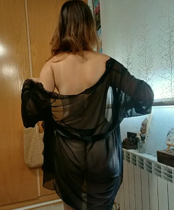 Lilly, 26