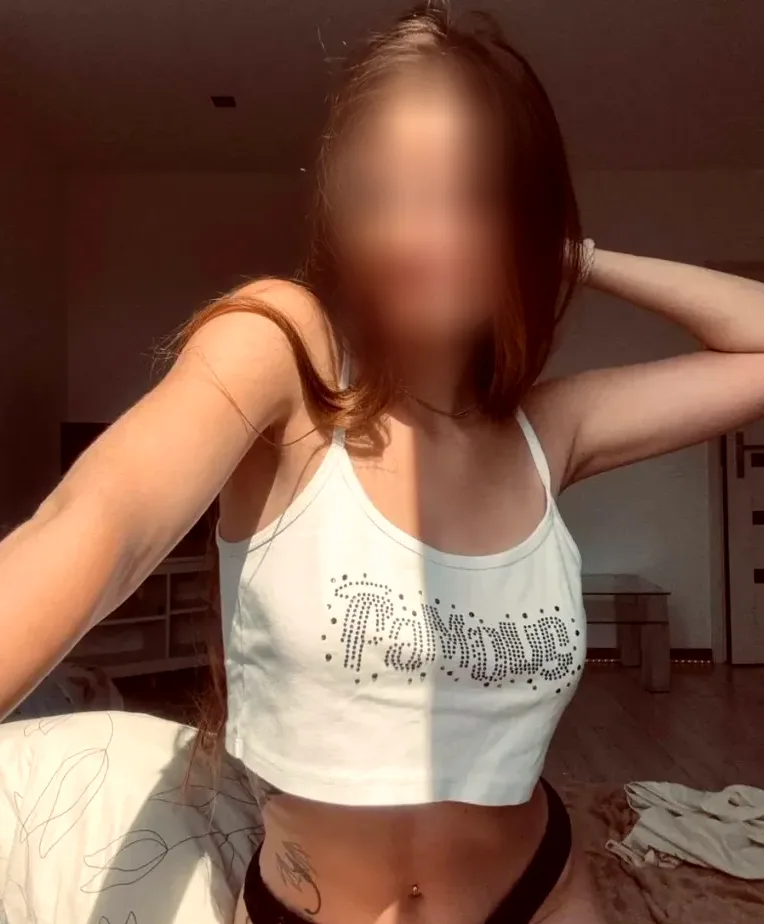 Marie, 20