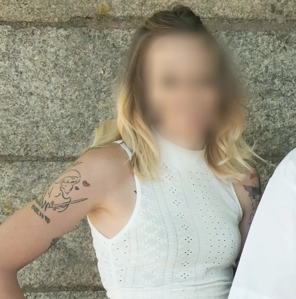 Michaela, 32