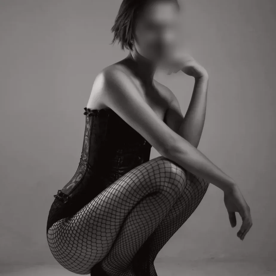 Sanja, 20